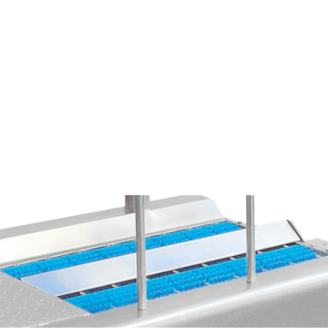 Brosse pour lave semelles a  passage continu